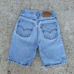 Vintage 90s Levis 550 Shorts Mens 24x9 Student Relaxed Denim Made in USA Red Tab